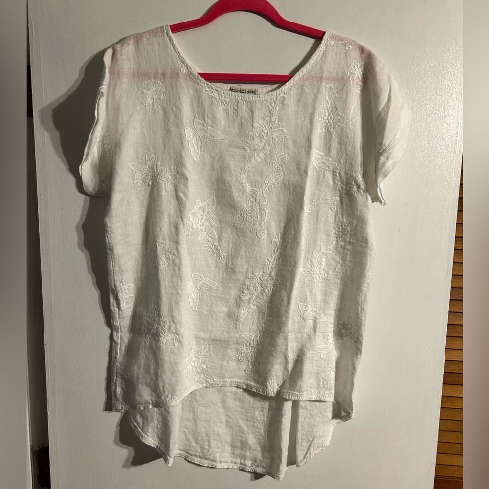 100% linen white embroidered blouse made in Italy